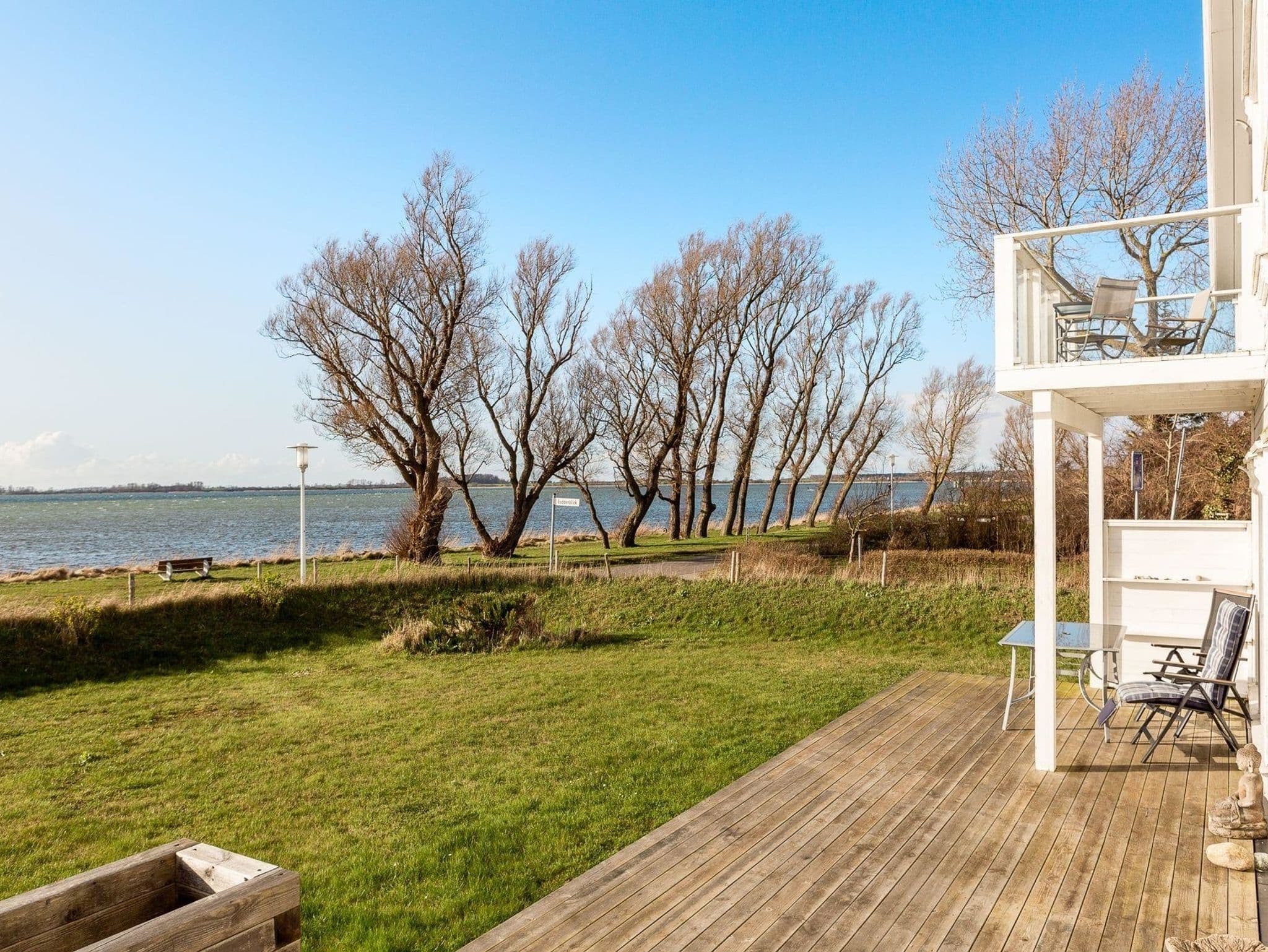 Fewo " Strandhaus Wiek " direkt am Wasser mit herrlichen Weitblick