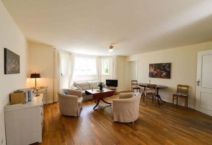 Ferienwohnung 1 direkt am Wasser im Gut Grubnow Rügen - Ferienwohnung 1 direkt am Wasser im Gut Grubnow Rügen detail 3