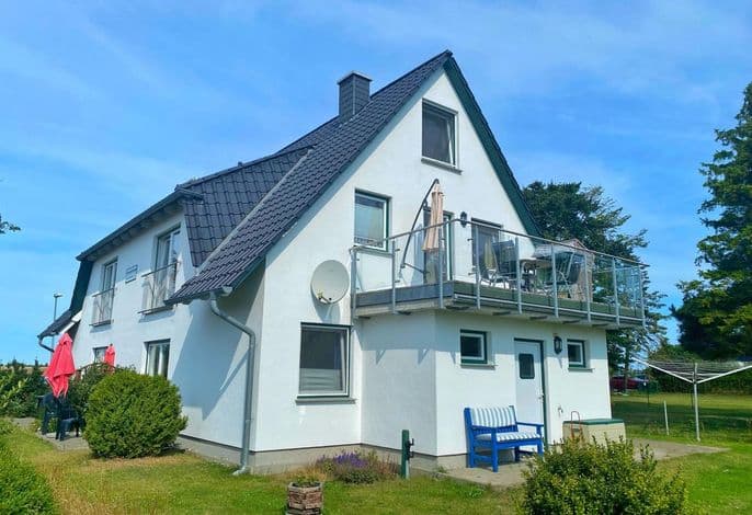 Ferienwohnungen am Hochzeitsberg 3A - Fewo 1 - Ferienwohnung 1, Am Hochzeitsberg 3A in Breege detail 1