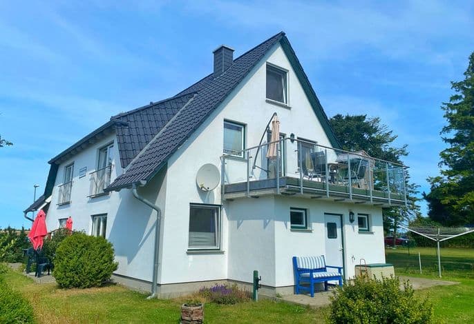 Ferienwohnungen am Hochzeitsberg 3A - Fewo 4 - Ferienwohnung 4,  Am Hochzeitsberg 3A in Breege detail 1