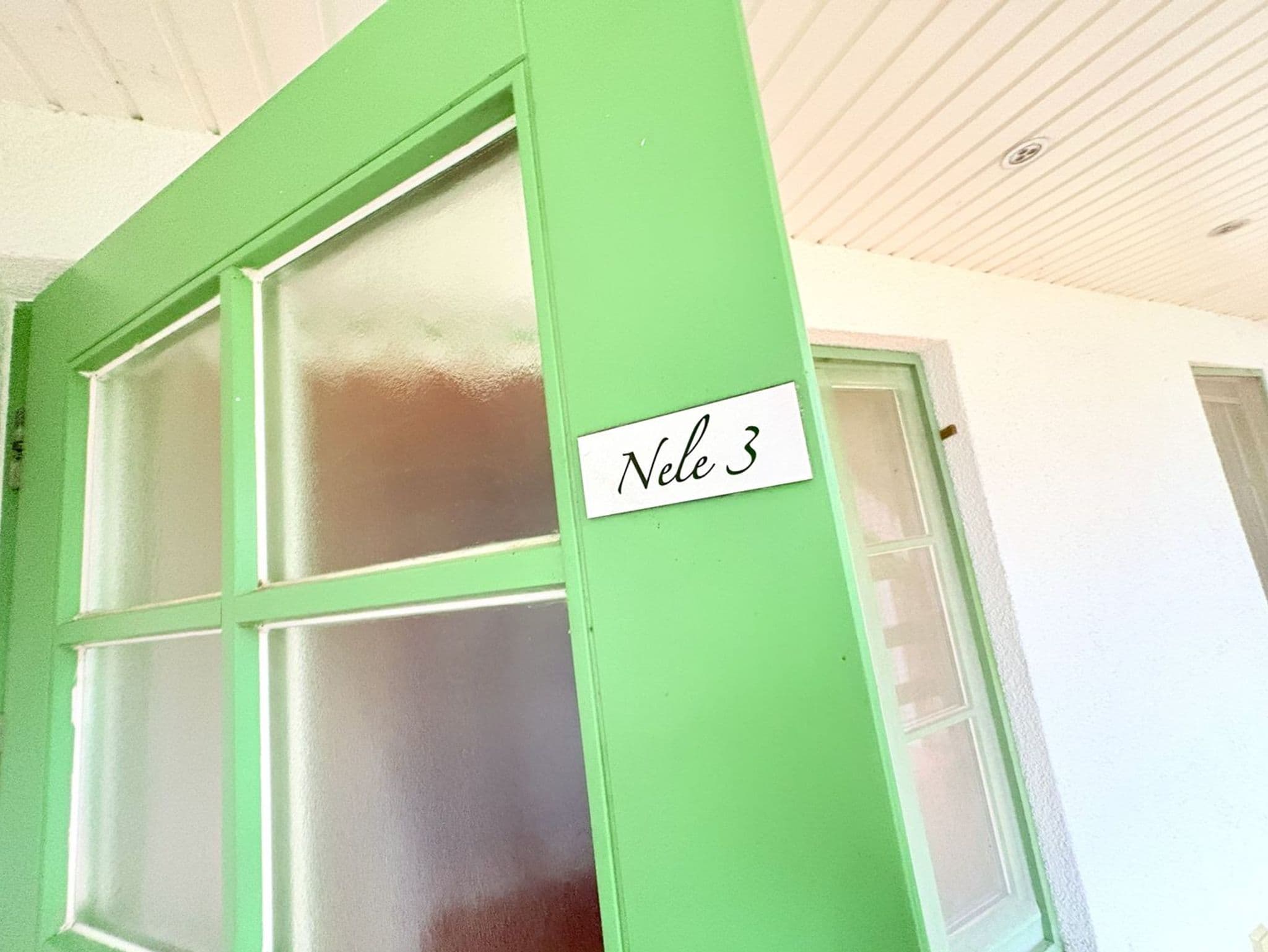 Wohnung Nele 3 mit Balkon direkt am Wieker Bodden
