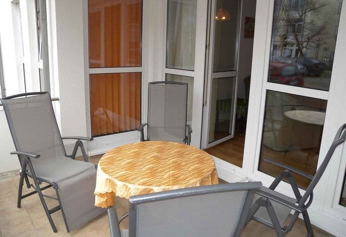 Ferienwohnung mit Balkon, nur 50 m zum Ostseestrand - Ferienwohnung mit Balkon, nur 50 m zum Ostseestrand detail 3