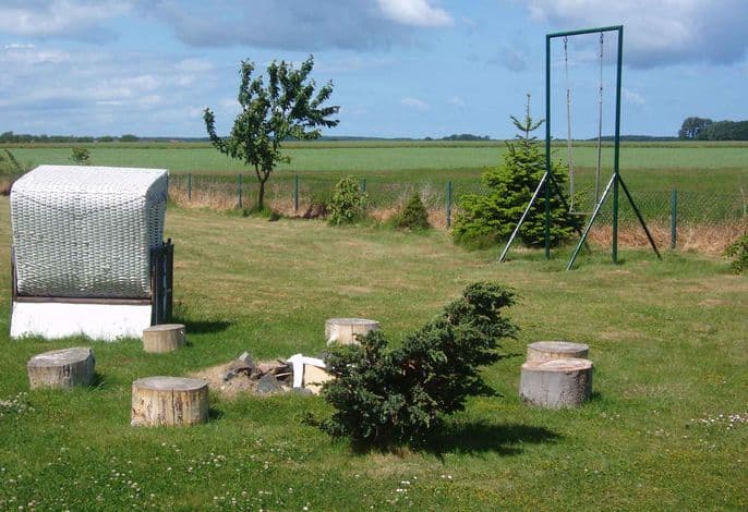 Ferienwohnung mit großem Garten und Lagerfeuerplatz - Ferienwohnung mit großem Garten und Lagerfeuerplatz detail 3