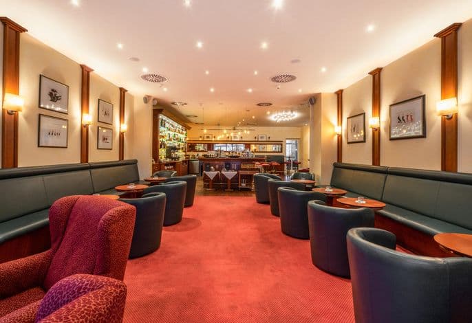 Grand Hotel Binz detail 2