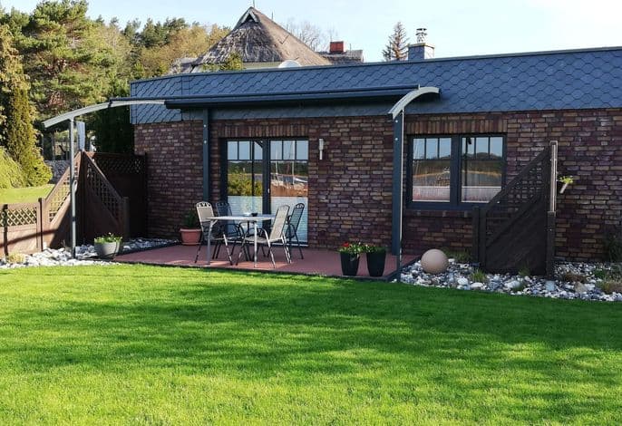 Ferienbungalow mit Terrasse und Seeblick in Sellin - Ferienbungalow mit Terrasse und Seeblick in Sellin .1