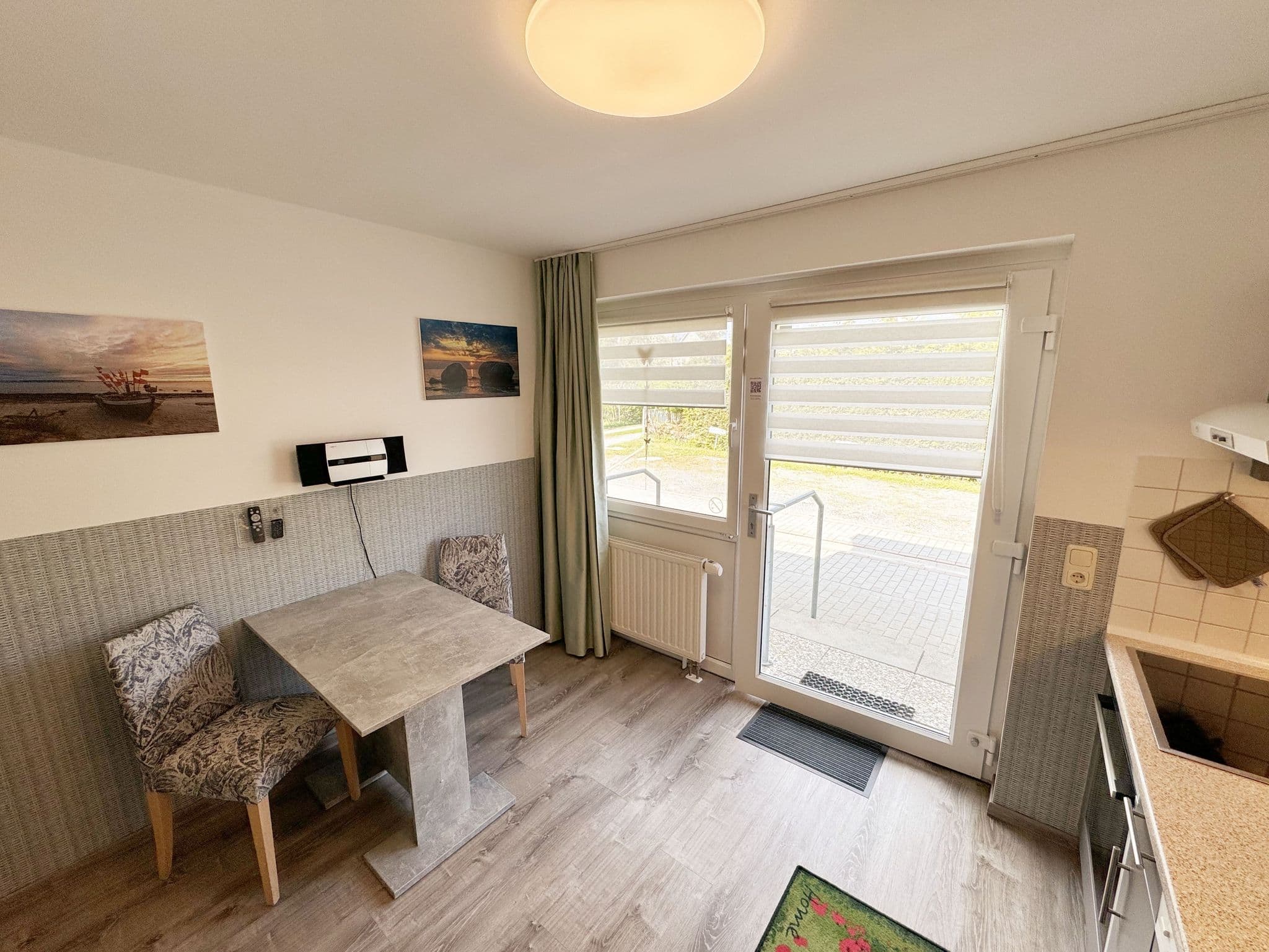 Wohnung 02 mit Terrasse und Boddenblick - MR: Haus Inselperle mit Blick auf den Bodden detail 3