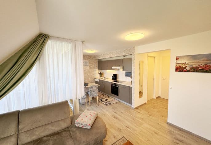 Wohnung 05 mit Balkon und Boddenblick - MR: Haus Inselperle mit Blick auf den Bodden detail 3