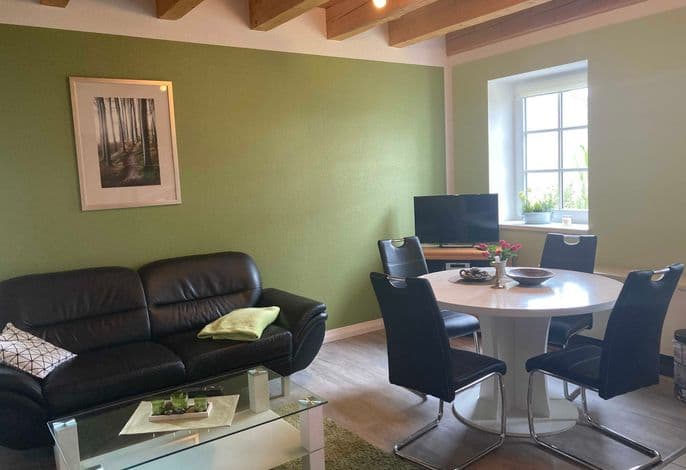 Ferienwohnung 2 west
