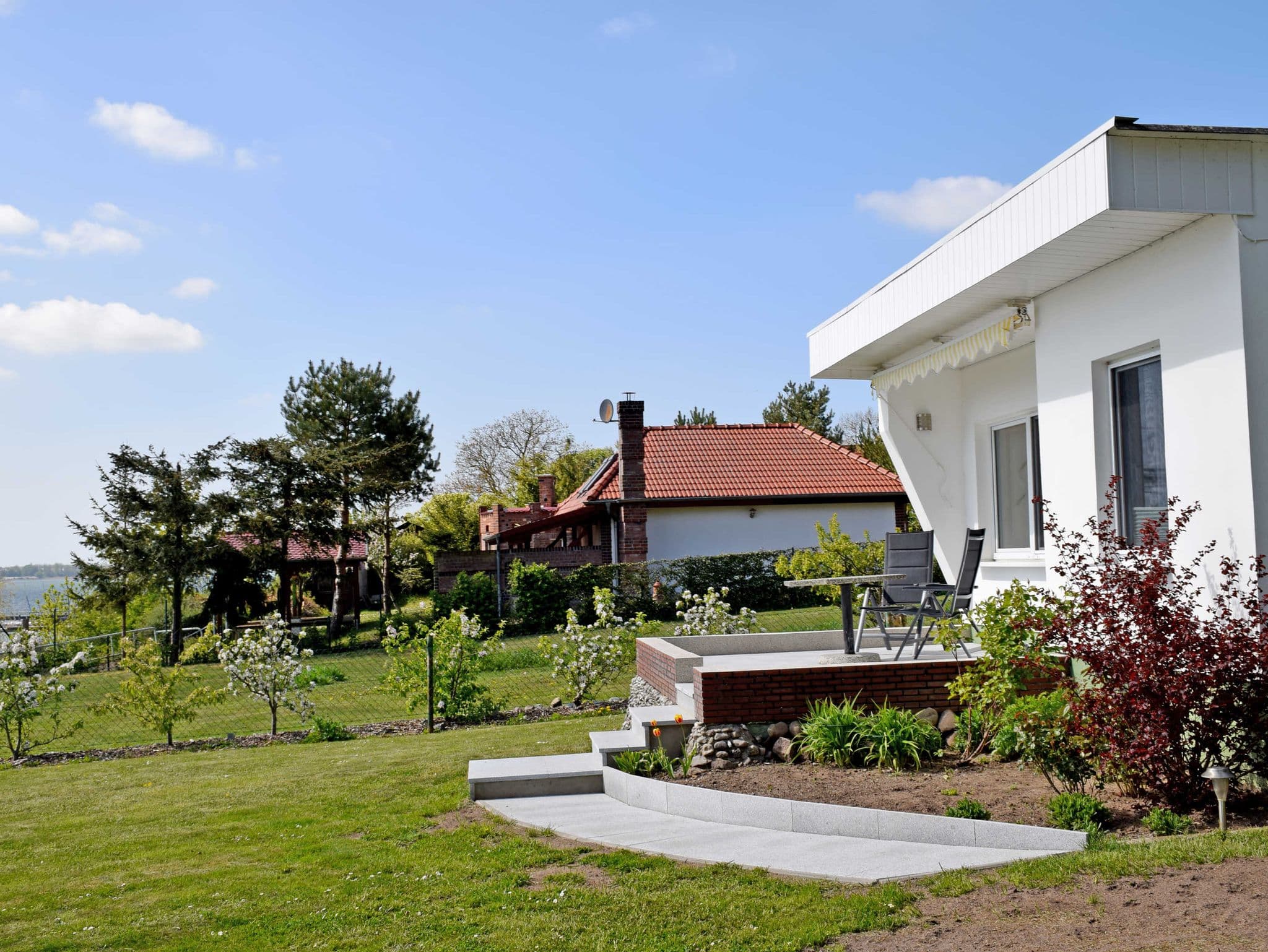 Bungalow mit Panoramarundblick und Terrasse detail 1