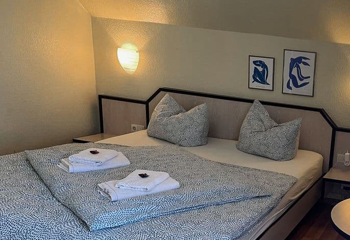 Doppelzimmer 36 - Strandhaus Mönchgut Bed & Breakfast Lobbe detail 4