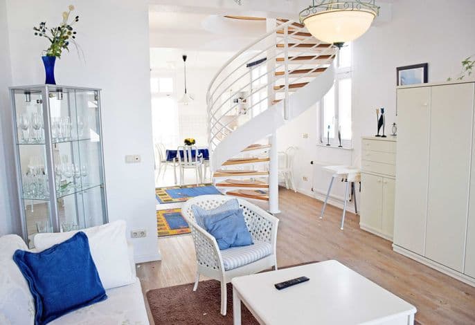 Ferienwohnung mit Seeblick, Schwimmbad und Sauna (09)