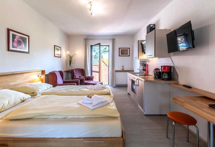 01 Ferienwohnung am Deich mit Terrasse