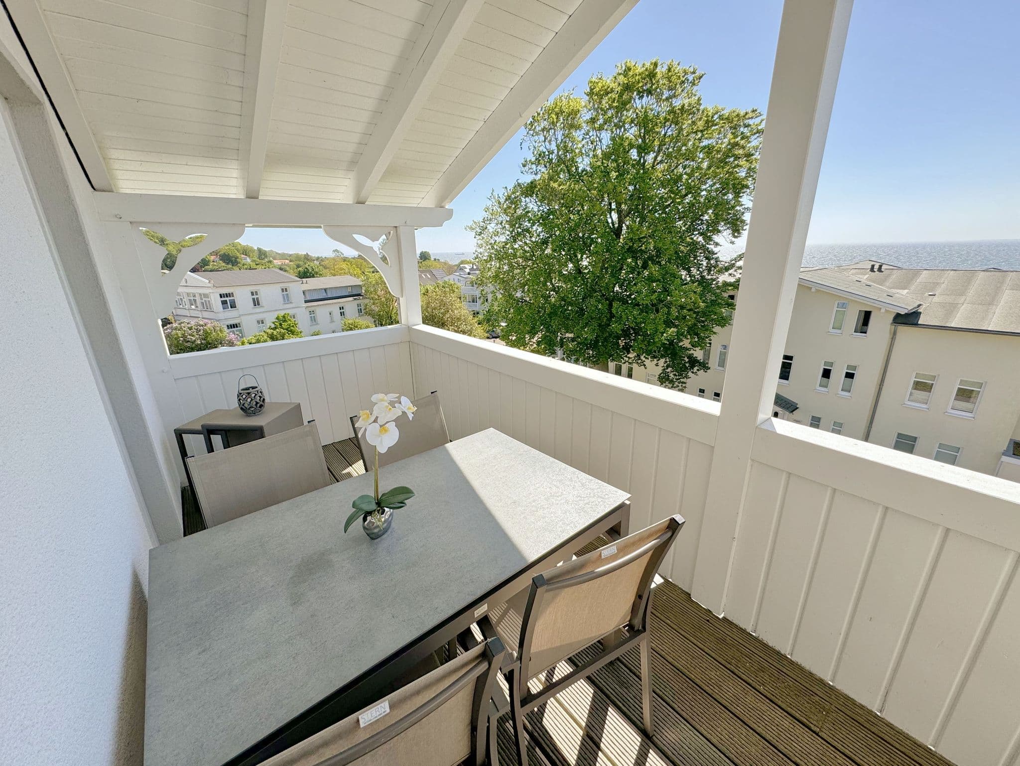 P: Villa Fernsicht Whg. 11 Lieblingsausblick mit Balkon detail 4