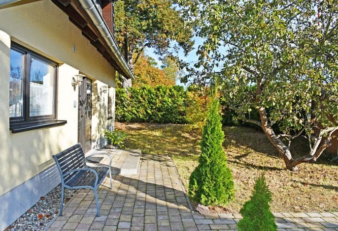 schönes Ferienhaus mit Kamin und Sauna im Ostseebad Sellin - schönes Ferienhaus mit Kamin und Sauna im Ostseebad Sellin detail 4