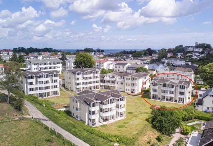 A: Haus Rügenscher Bodden Whg. 03 mit Meerblick 4 Sterne - Ferienwohnung 03 3-Raum EG mit Terrasse