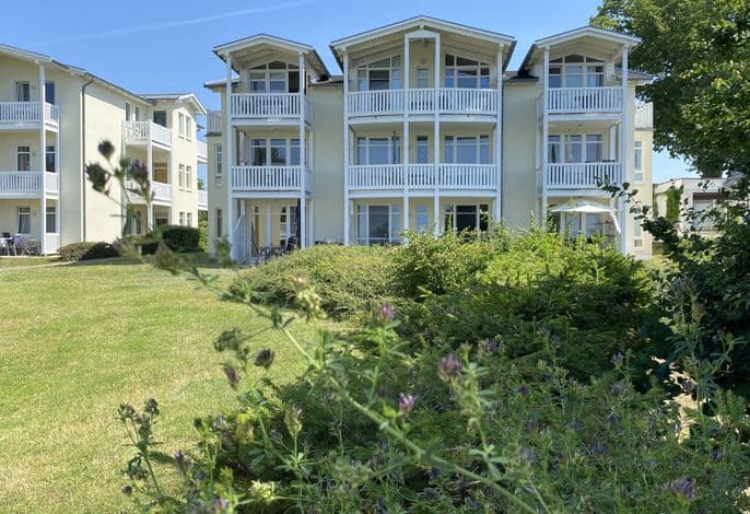 A: Haus Rügenscher Bodden Whg. 03 mit Meerblick 4 Sterne - Ferienwohnung 03 3-Raum EG mit Terrasse detail 2