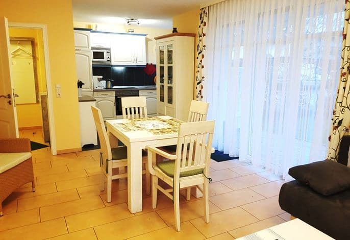 Villa Seefisch Whg 1 - Wohnung 1 mit Terrasse