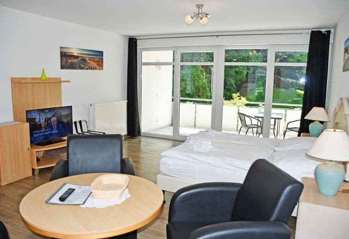 13 schöne 1-Raum-Fewo, Strandlage mit Balkon