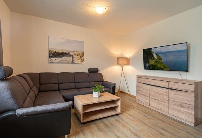 schöne 3-Raum-Ferienwohnung mit Terrasse (Lilie)