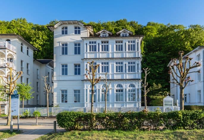 Villa Strandeck, Apt 7 - direkt am Strand, mit Ostseeblick - Whg. 7