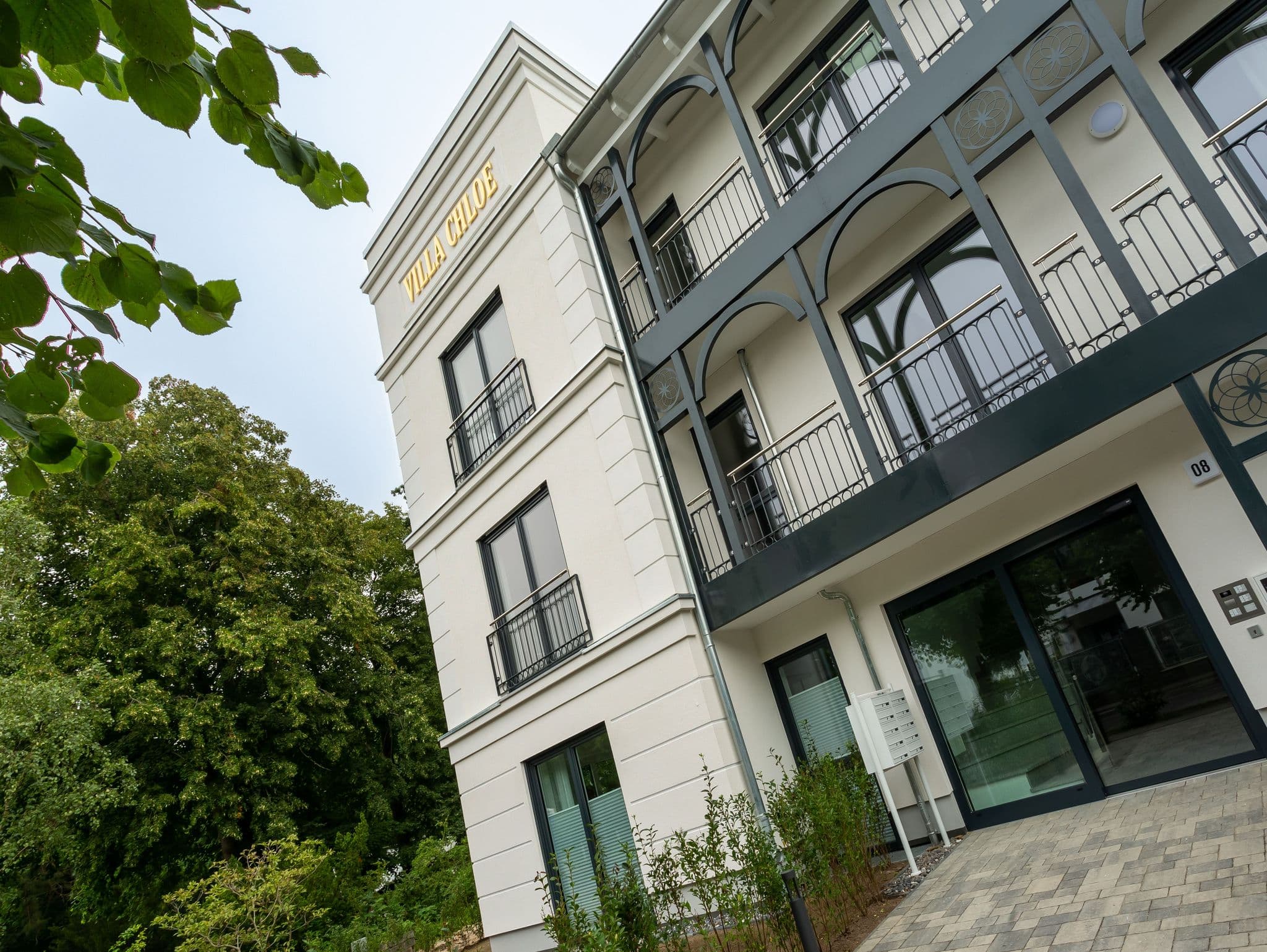 Villa Chloe detail 2