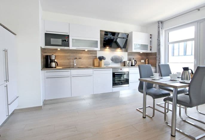 Villa Louisa in Sellin | Wohnung 51 | Meeresleuchten - Villa Louisa in Sellin | Wohnung 51 | Meeresleuchten detail 1
