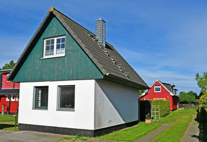 ruhig gelegenes Ferienhaus mit Kamin und Terasse - Ferienhaus mit Kamin und Terrasse
