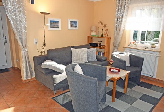 Ferienwohnung mit Balkon und Kamin Donnerkeil - Ferienwohnungen mit Kamin und Blick zum Selliner Seepark detail 2