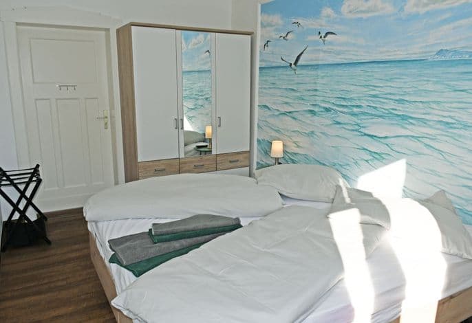 01 schönes Doppelzimmer mit Frühstück detail 1