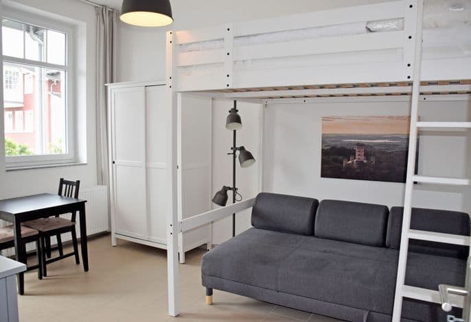 04 Ferienwohnung Ida mit Balkon und Strandkorb  B
