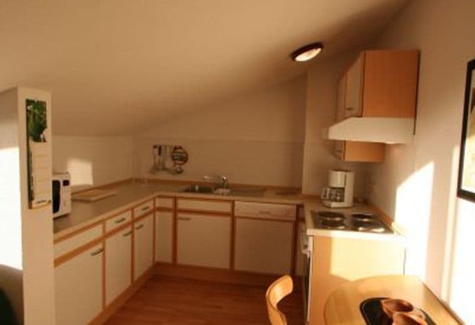 EIN-18 - Stilvolles Dachapartment mit Meerblick (HT) - Residenz Villa Eintracht - Ferienapartments in Göhren detail 1