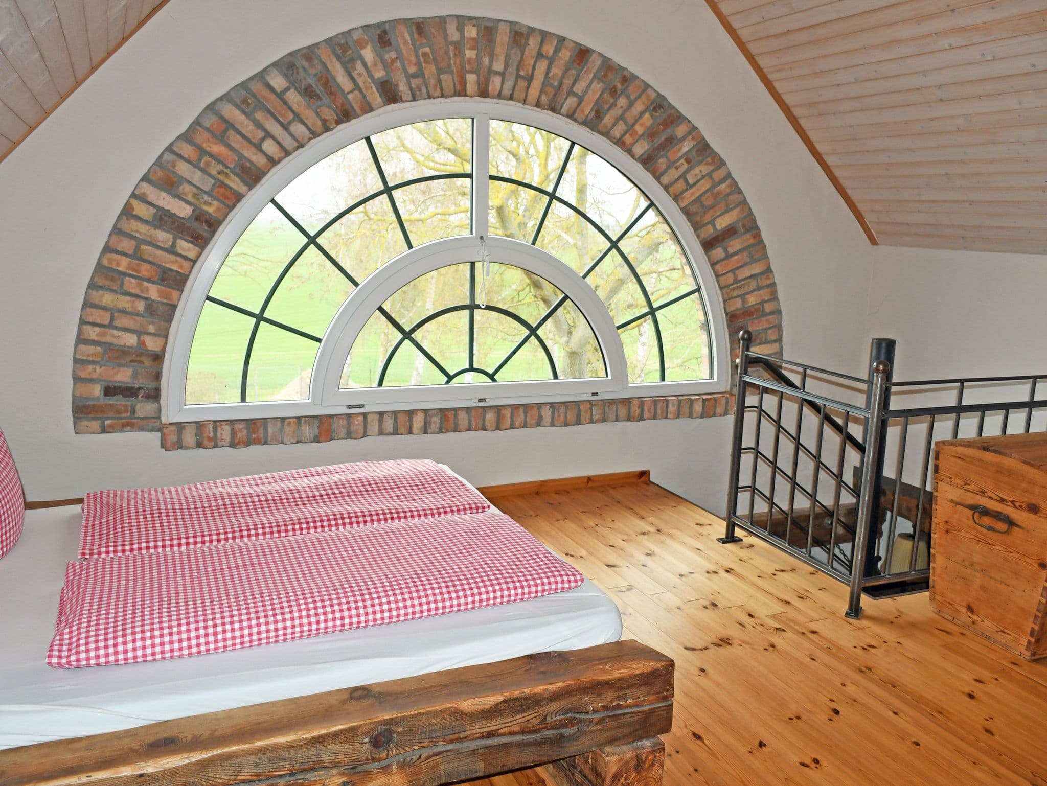 Ferienwohnung Alte Scheune mit mit Gartenterrasse - Ferienwohnungen im Süden von Rügen mit Sauna detail 3