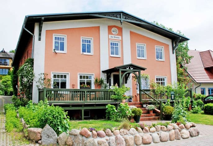 Appartementhaus zur Brücke direkt am See