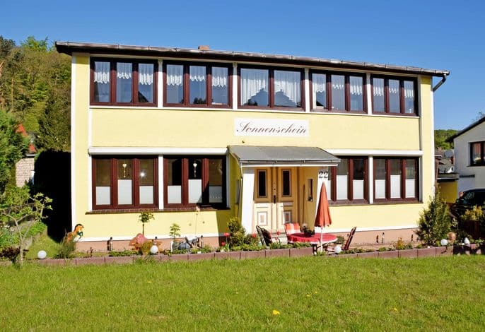 Ferienwohnungen mit Terrasse im Ostseebad Sellin detail 1