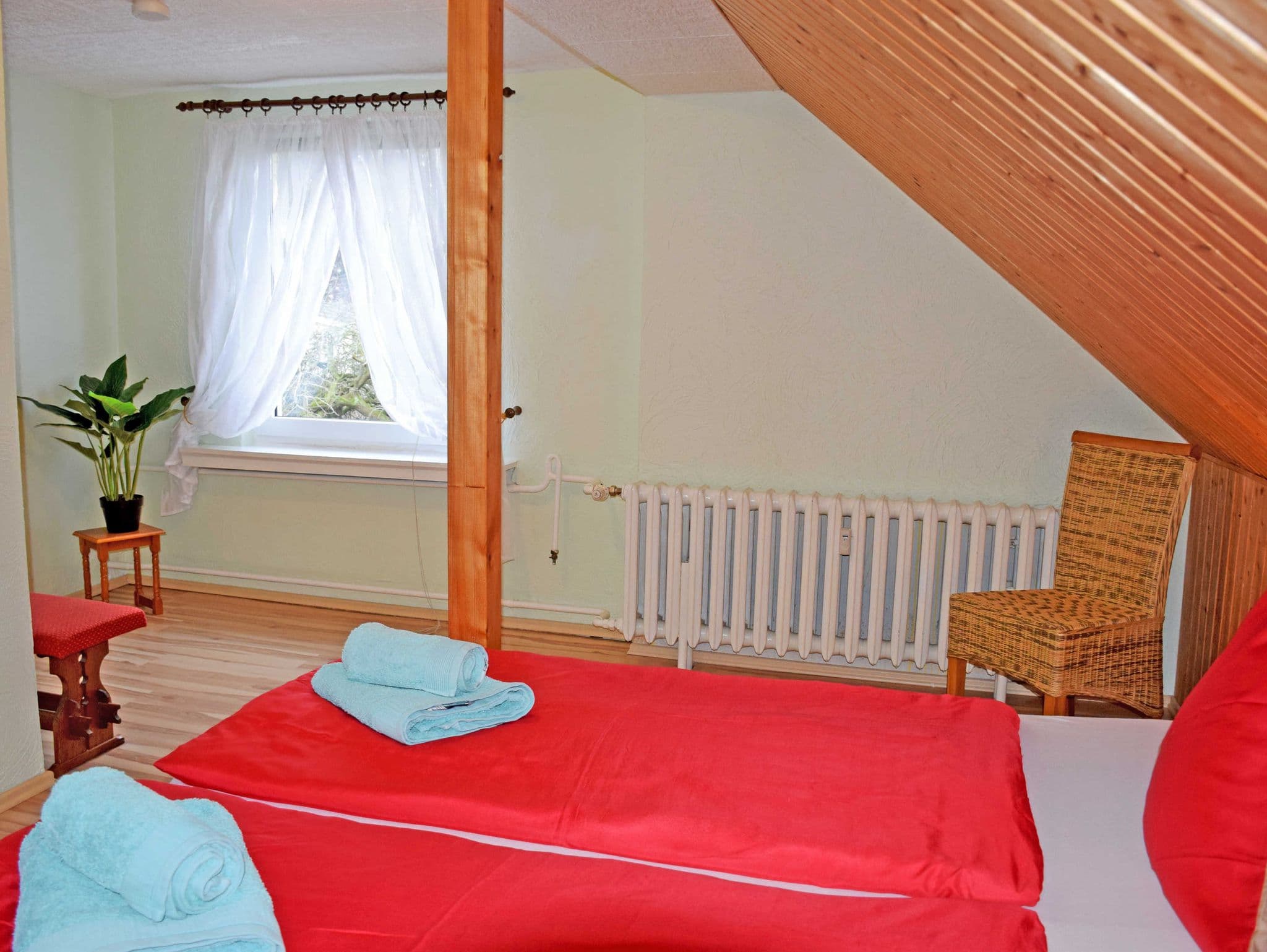 02 Ferienwohnung Backbord  mit Terrasse - Ferienwohnungen im Haus Friedenswinkel detail 1