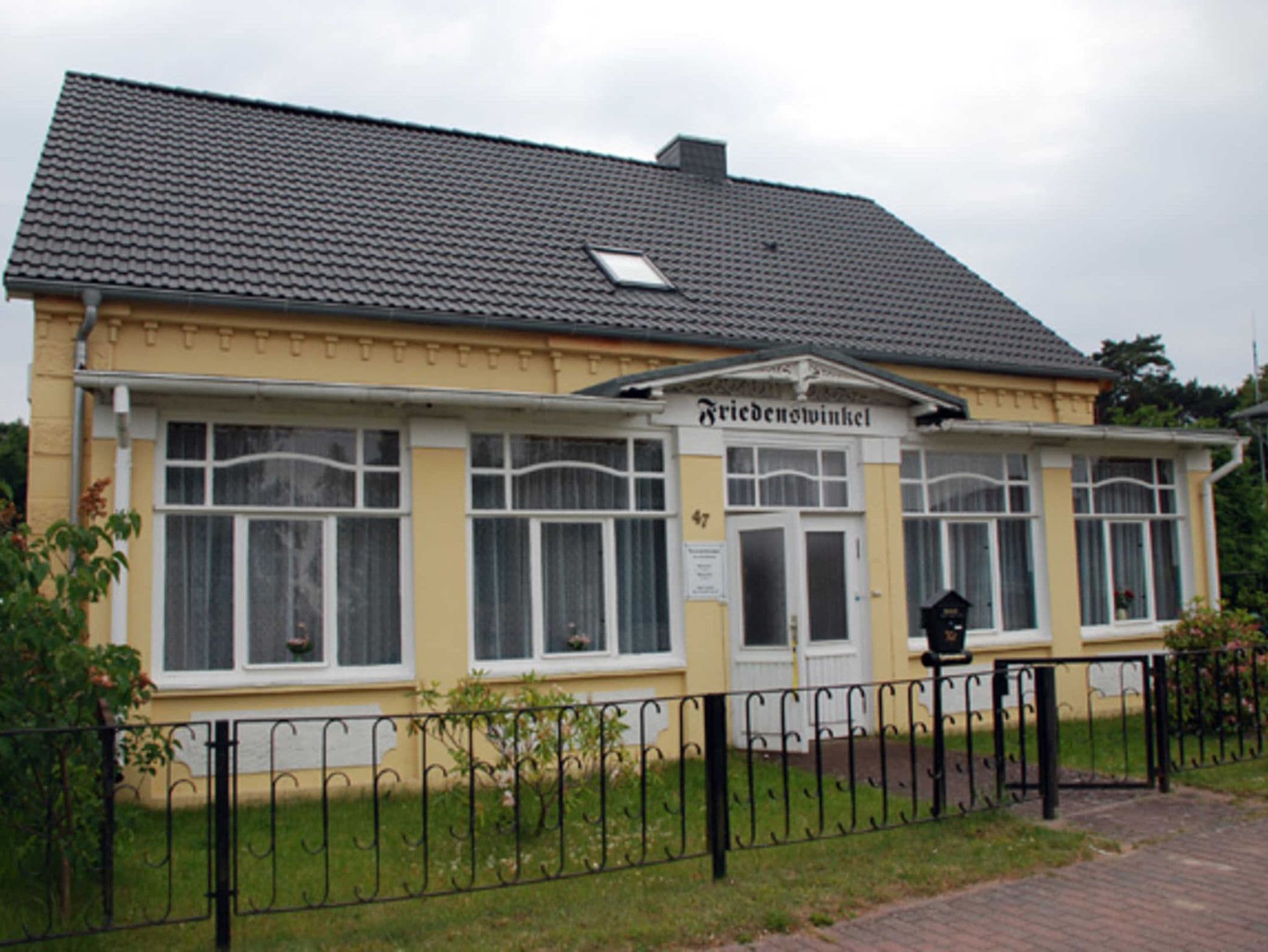 Ferienwohnungen im Haus Friedenswinkel detail 2