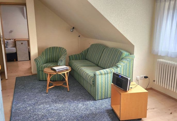 Apartment 25