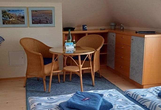 Apartment 28