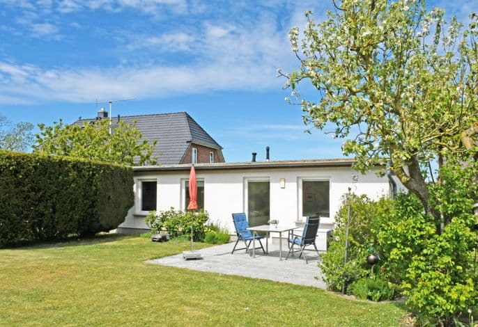 4 - Sterne Ferienhaus Am Brink mit Gartenter. und Meerblick