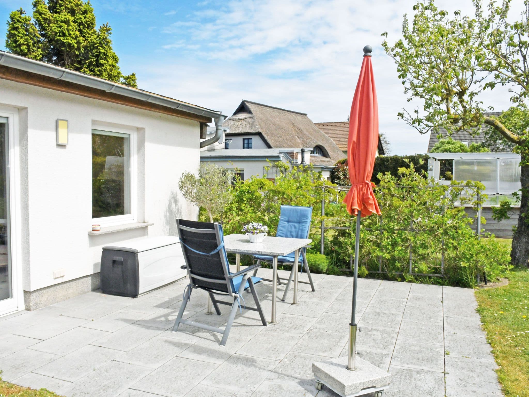 4 - Sterne Ferienhaus Am Brink mit Gartenter. und Meerblick detail 2