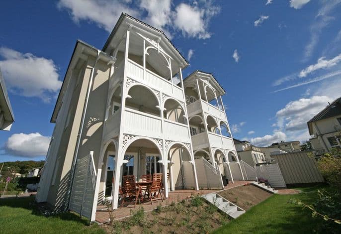 MR: Villa Wilhelmine Whg. 02 Wilhelm mit Terrasse - Villa Wilhelmine Whg. 02 Wilhelm mit Terrasse detail 2