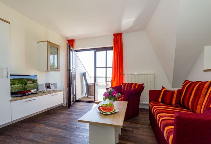 Appartement Lee mit Seeblick und Balkon (R)