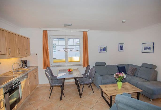 Fewo 3 - Ferienhaus zum Südstrand / 250 m zum Strand / 2 Schlafzimmer detail 1