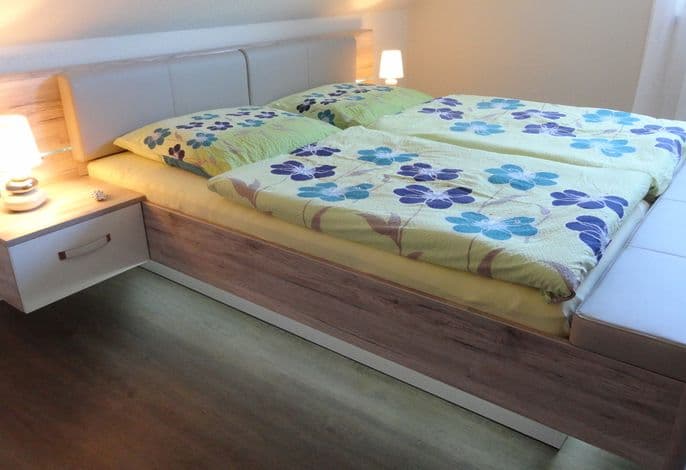Melina ***Fewo mit 2 Schlafzimmer - Ferienwohnungen Emmely & Melina (3-Raum) im Haus OF detail 3