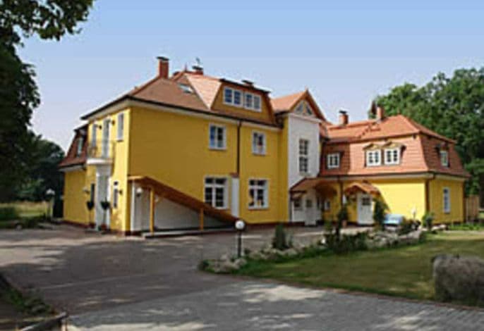 Herrenhaus Poppelvitz detail 1