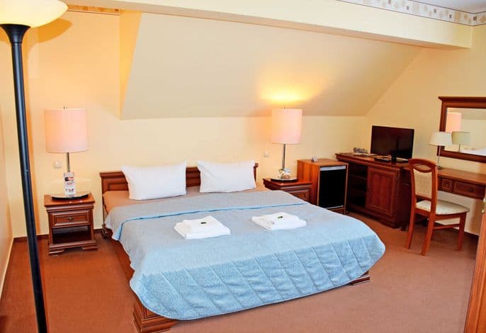 12 Doppelzimmer B detail 1