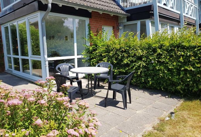 Fewo 01 im Fischerhaus mit Terrasse - Fewo  Fischers Fritze mit Wintergarten und Terrasse