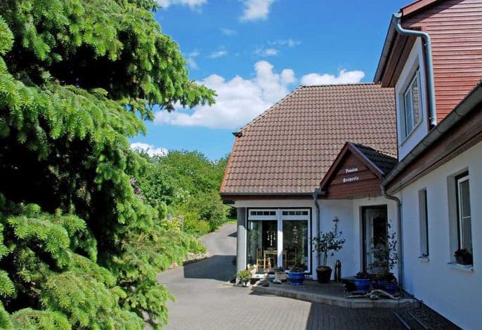 DEB 006 Pension Seeperle detail 1