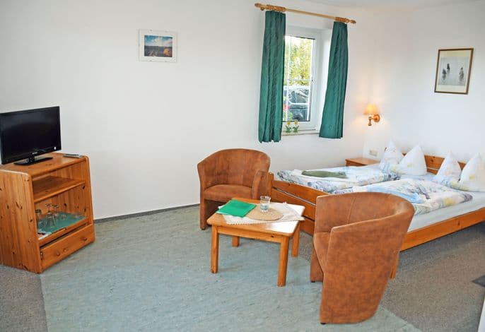 06 Doppelzimmer mit Seeblick detail 1