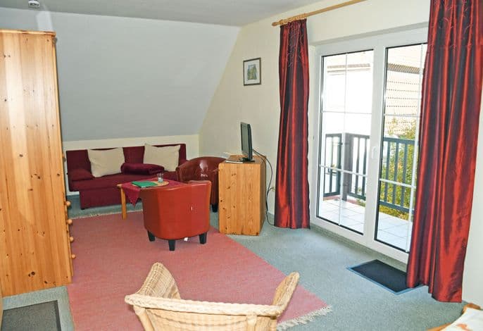 08 Doppelzimmer mit Balkon detail 2